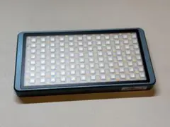FalconEyes Pocketlite F7 RGBビデオライト(ジャンク)