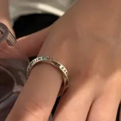 ボックス付き リング 男女兼用 ツイスト 韓国 指輪フリーサイズメンズレディース