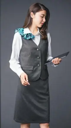 新品タグ付　上下セット　9号　エンジョイ　ENJOY　事務服　3点セット