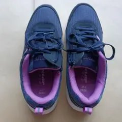 ダンロップ　スニーカー