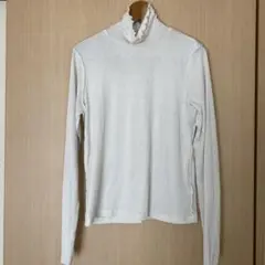 GU ハイネック　リブトップス　メロー