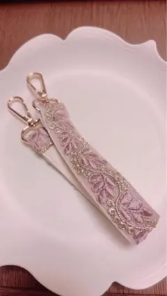 インド刺繍　ピンク　携帯　ストラップ　人気　ハンドメイド