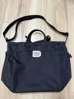 FREDRIK PACKERS ブラックショルダーバッグ