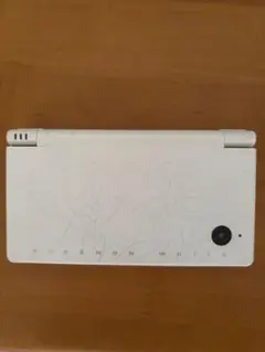 DSi ポケットモンスター ブラック＆ホワイト レシラム＆ゼクロムエディション