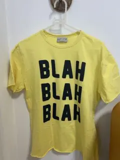 イエロー BLAH BLAH BLAH Tシャツ