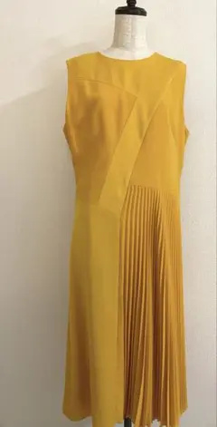Hugo Boss ワンピース　ドレス