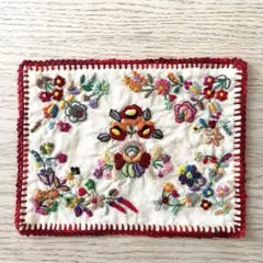 手刺繍/ハンガリー/カロチャ刺繍/完成品