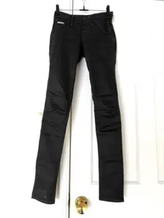 美品！G-Star RAW ブラック スキニーパンツ