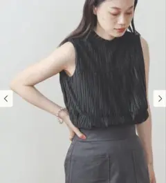 【美品】BEAMS HEART ハイネック プリーツプルオーバー