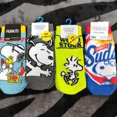 スヌーピー　ソックス　4足セット