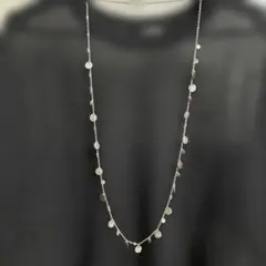 ロングネックレス