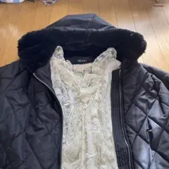 ピンクハウスのキルティングが可愛いフーディジャケット