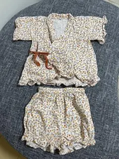 美品　西松屋　花柄甚平 80センチ　女の子