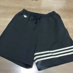 アディダスオリジナルス Neuclassics ショーツ