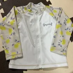 ラッシュガード