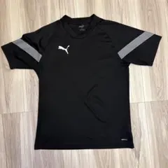 Puma ブラック Vネック シャツ