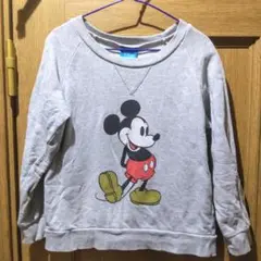 ディズニー　ミッキーのトレーナー　サイズ120　(851)