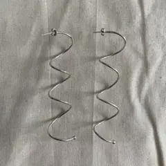 【minami】なみなみピアス