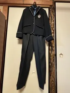 黒のブレザーとパンツのセット 165cm