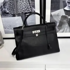 Item thumbnail for item 1a189932-1532-44fb-9a64-5258da63adc0