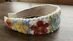 カチューシャ　ハンドメイド　花柄　かぎ針編み　ポリエステル製
