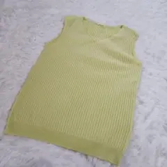 GU ジーユー UVカットウォッシャブル Vネック セーター ノースリーブ M