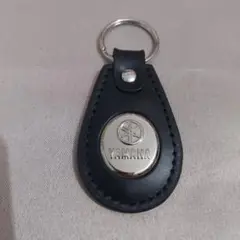 YAMAHA レザー キーホルダー ブラック　牛革レザー　黒　美品