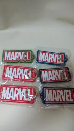MARVEL ロゴ ストラップ 6個セット　MARVEL ラバー　キーホルダー