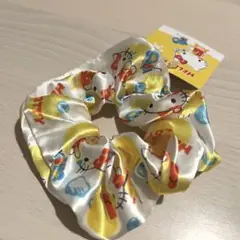 新品未使用　ハローキティ　シュシュ