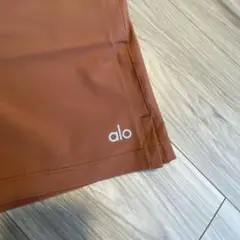 ALO Yoga ヨガ　ブラウン ショートパンツ　メンズ　Mサイズ