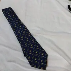 正規品　大丸で購入　サルヴァトーレフェラガモネクタイ