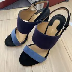 サルヴァトーレ フェラガモ レザーサンダル ブルー系 未使用品