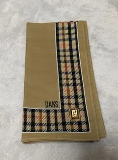 新品◼︎DAKS◼︎カーキ×チェック柄　ハンカチ