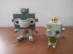 木製ロボット型人形 2体セット