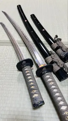 【本格居合刀】定寸 2尺3寸5分 柄長25cm 黒木綿巻 本格居合刀】定寸 2尺3寸5分 柄長25cm 黒木綿巻