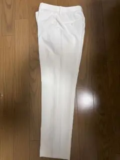 白パンツ