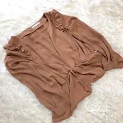 mikoa シフォントップス　ブラウン　茶色　フリルトップス