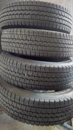 DUNLOP 195/80r15 スタッドレスタイヤ