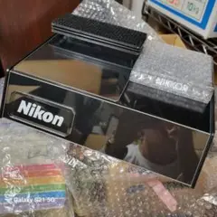 Nikon　FX Format  木目×ゴールド　販促展示台 新品Nikon FX Format 木目×ゴールド 販促展示台