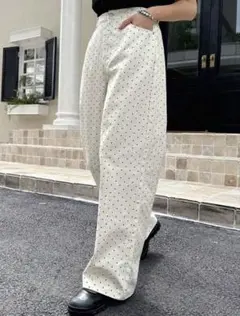 アイボリードット柄ストレートパンツ