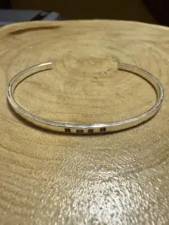 ビビファイ　バングル
