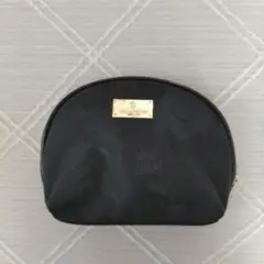 MARY QUANT ブラックポーチ
