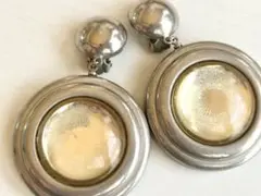 Item thumbnail for item 56cd19d3-bc92-43fa-b46a-e351ee568f58