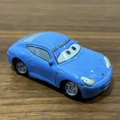 トミカ　サリー 2種類 カーズ　ミニカ― 　※箱なし Amazon | トミカ カーズ サリー ポリスカータイプ | ミニカー