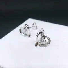 a4【スワロフスキー✨】オープンハートピアス 一粒ダイヤ 彼女 恋人 大人可愛い