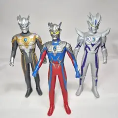 ウルトラマンゼロ&シャイニングウルトラマンゼロ&ビヨンドゼロ　ソフビフィギュア