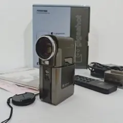 gigashot MEHV10 ハードディスク&SDカード対応カメラ 美品 東芝、HDD内蔵ビデオカメラ「gigashot V10」に新色