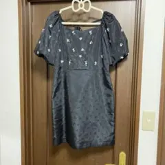 LILY BROWN CANDY STOCK ビジュー付きミニワンピース