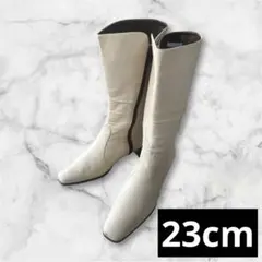 Item thumbnail for item ae8b6429-8efc-46e3-a941-69cfb5275255