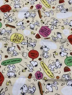 ♪スヌーピー生地♪オックス・ハギレ♪クリーム色♪